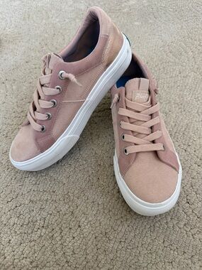 Blowfish Malibu Fruit Sneakers Women’s Size 9.5